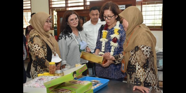 Direktur Astra Kunjungi Sekolah Binaan YPA-MDR di Pandak Bantul