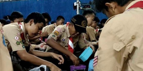 Ribuan Pelajar Tambun Utara Makan Ikan Bersama, Ini Pejelasan Camat Najmuddin