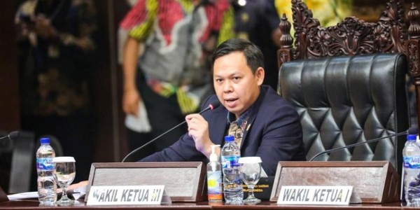 Neraca Perdagangan Surplus, Sultan Minta Menaker Batalkan Aturan Pemotongan Jam Kerja Dan Gaji Buruh 
