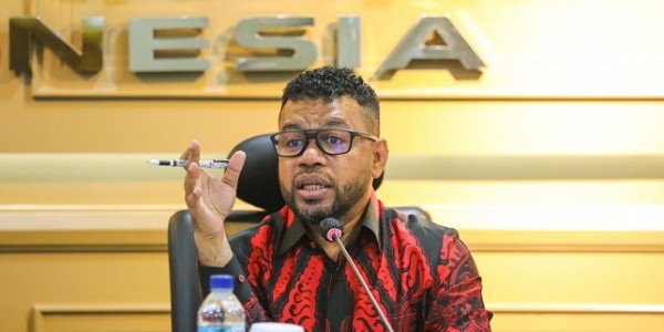 Soal CSR LNG Tangguh, Senator Filep: Ini Dasar Hukum Investasi di Papua Wajib Berpihak pada Rakyat dan Daerah