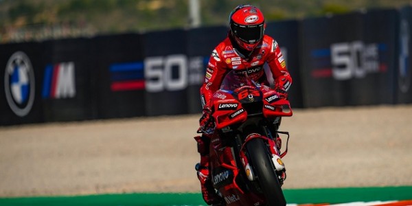Bagnaia Menangi Sprint Race Perdana MotoGP Portugal