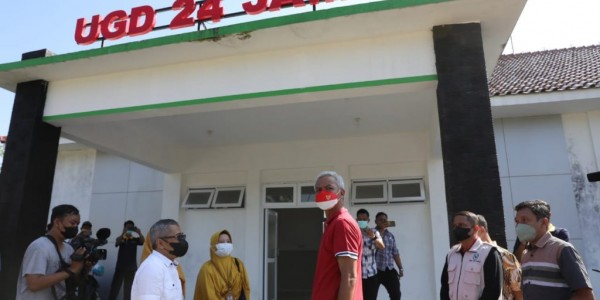 Ganjar Bangun Puluhan Puskemas di Pelosok Jateng Untuk Layani Kesehatan Dasar