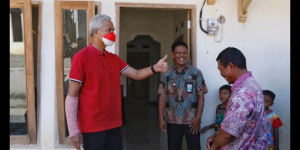 Bikin Warga Punya Rumah, Ganjar Pranowo Terus Kembangkan “Tuku Lemah Oleh Omah”