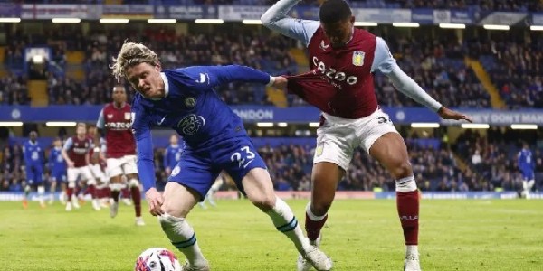 Chelsea Dipermalukan di Kandang oleh Aston Villa 0-2