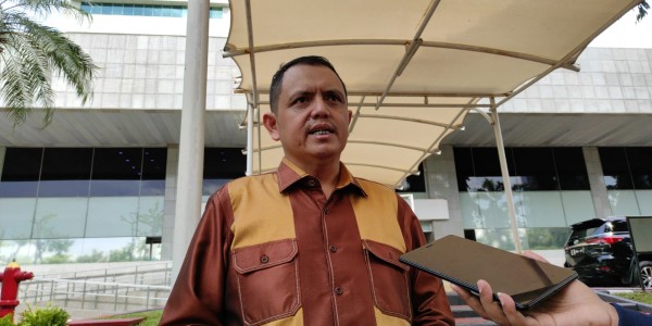 KPMH Minta DPR Panggil Hakim Pemutus Perkara Investasi Asing The Ducking