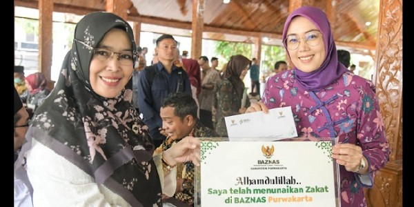 Bayar Zakat, Bupati Purwakarta; Baznas Lebih Amanah Menghimpun dan Menyalurkan Dana Umat