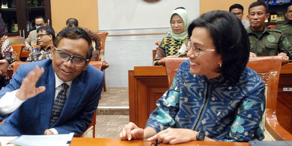 Mahfud MD, Sri Mulyani Rapat Dengar Pendapat dengan Komisi III DPR