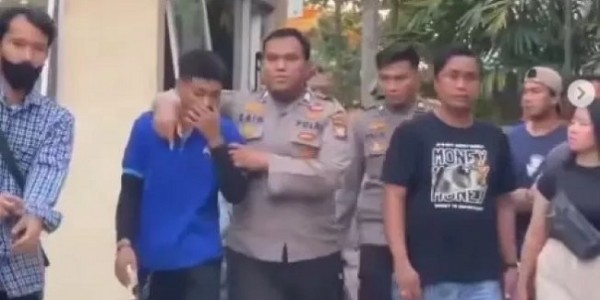Viral Seorang Pria Rekam Pengunjung Atlantis di Kamar Mandi
