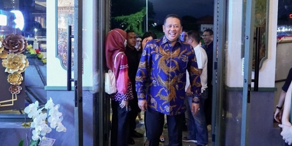 Bamsoet Resmikan Pembukaan Jurnal Risa Coffe Atrium Jakarta