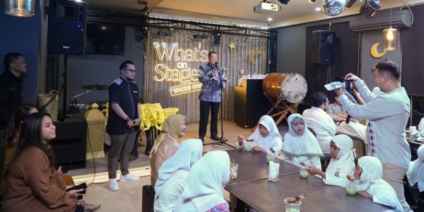 Peringati Ramadhan, Ketua MPR RI Bersama GERAK BS Berikan Santunan Anak Yatim