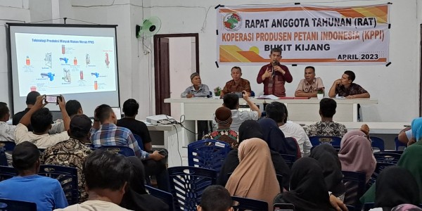 Koperasi Petani Sawit Terus Diperkuat Agar Punya Pabrik Minyak Makan Merah