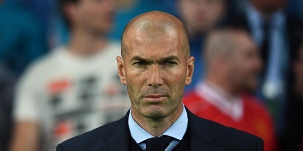 Ronaldo Dirumorkan Dukung Al Nassr Datangkan Zidane atau dan Mourinho isi Kursi Pelatih 