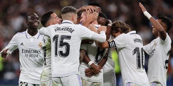 Bertandang ke kandang Cadiz, Real Madrid Menang 2-0