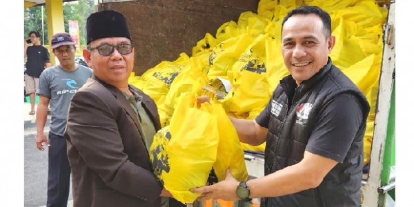 Ketua MPR RI Beri Bingkisan Ramadhan di Wilayah Kabupaten Purbalingga, Banjarnegara, dan Kebumen