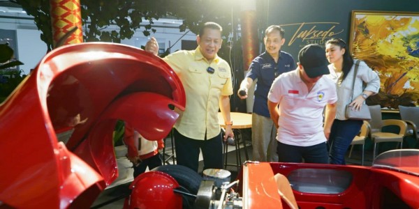 Ketua MPR RI Saat Membuka Tuksedo Studio Exhibit 2023 di Bandara Ngurah Rai Bali: Jangan Kaget, Ini Buatan Indonesia