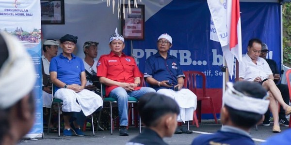 Ketua MPR RI Apresiasi Kegiatan Service Gratis Perhimpunan Bengkel Mobil Bali Selama Sebulan di Pura Besakih