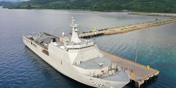 Pelindo Cabang Labuan Bajo Layani Sandar KRI Banjarmasin 592 untuk Amankan KTT ASEAN