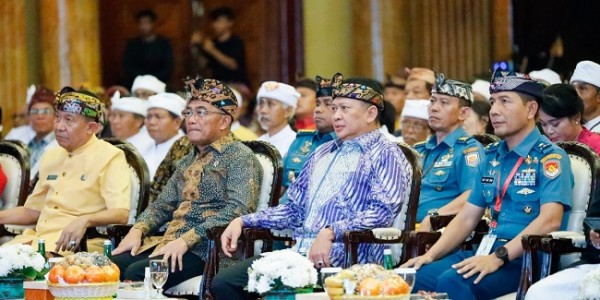 Hadiri Dharma Santi Nasional Perayaan Hari Suci Nyepi Tahun Baru Saka 1945, Ketua MPR RI Ajak Bangun Solidaritas dan Soliditas Kebangsaan