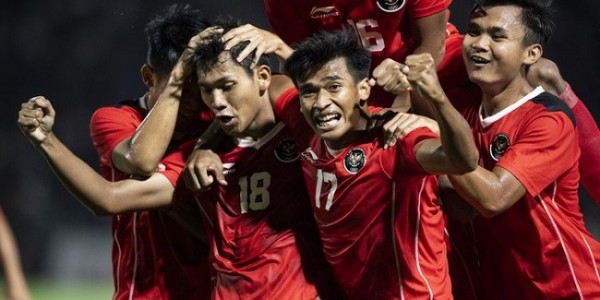 Timnas Indonesia Pecundangi Thailand 5-2, Penantian 32 Tahun