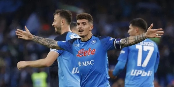 Napoli Taklukan 10 Pemain Inter Milan 3-1