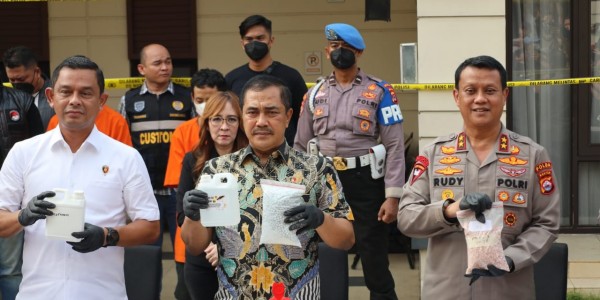 Pabrik Ekstasi di Rumah Mewah di Tangerang Digerebek, Ribuan Butir Narkoba Disita
