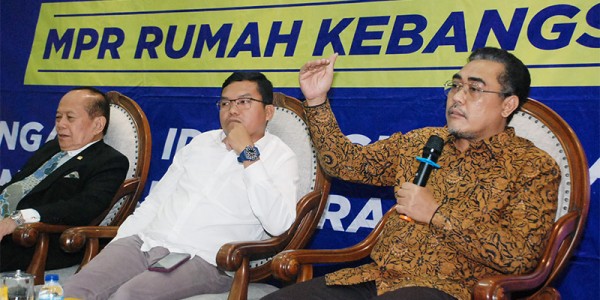 Diskusi Empat Pilar dengan tema ”Memaknai Pancasila dalam Kehidupan Berbangsa dan Bernegara
