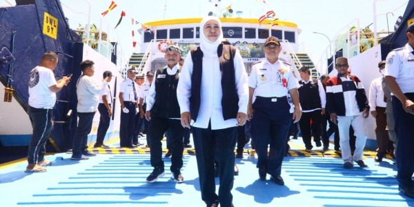 Khofifah Peringati Hari Dermaga Nasional