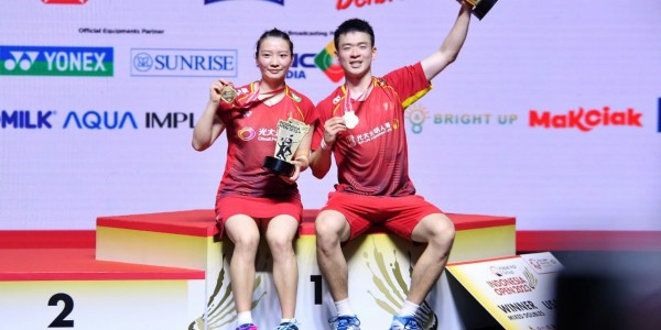 Zheng/Huang Juara Indonesia Open 2023 Sektor Ganda Campuran