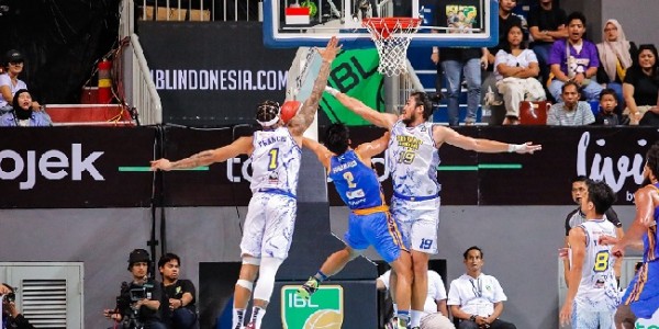 Satria Muda Jakarta Telan Kekalahan Kedua dari Prawira Harum Bandung di IBL 2023