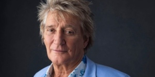 Rod Stewart Bakal Tinggalkan Genre Rock N' Roll