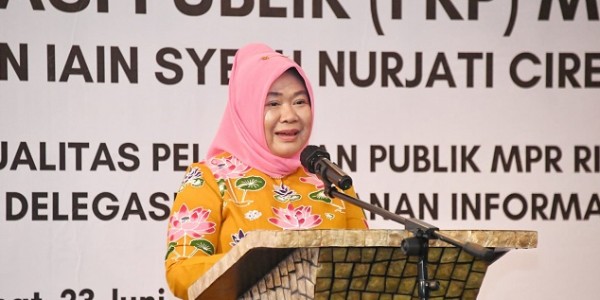 Buka FKP MPR di Cirebon, Siti Fauziah Minta Mahasiswa Beri Masukan Seputar Layanan Publik MPR