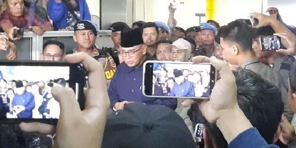 Diperiksa 9 Jam di Bareskrim Polri, Panji Gumilang: Bisa Dijawab Dengan Baik
