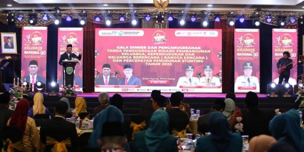 Menko PMK : Pemerintah Berupaya Keras Jauhkan Keluarga Indonesia dari "Neraka Dunia"