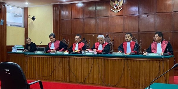 Banding Ditolak, Teddy Minahasa Tetap Dihukum Penjara Seumur Hidup