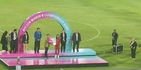 Penyerang Timnas Putri Indonesia Dinobatkan Sebagai Pemain Terbaik Piala AFF U-19 tahun 2023