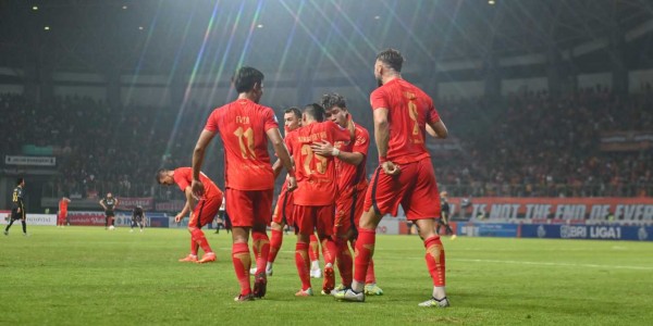 Persija Kalahkan Bhayangkara Presisi FC dengan Skor Telak 4-1