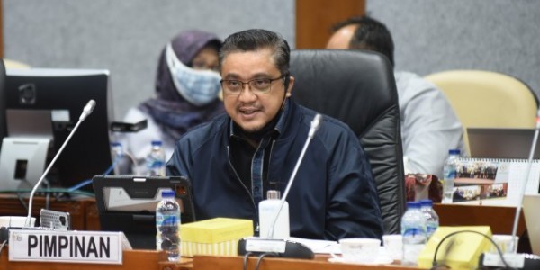 Komisi X DPR Minta Kemendikbudristek Segera Bentuk Satgas PPDB
