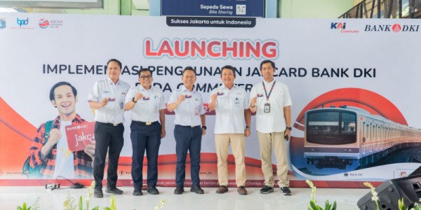 Perluas Akseptasi, JakCard Bank DKI Kini Bisa Digunakan Sebagai Tiket Perjalanan KRL