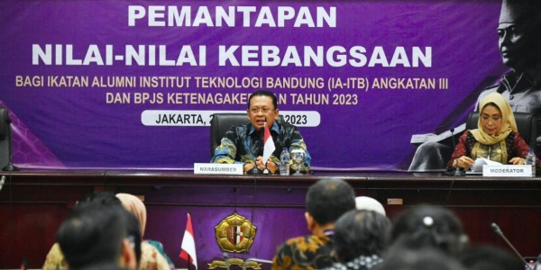 Beri Pemantapan Nilai-Nilai Kebangsaan Alumni ITB di Lemhannas, Ketua MPR RI  Ajak Elemen Bangsa Perkuat Wawasan Kebangsaan