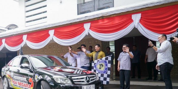 Bamsoet Lepas Mercedes-benz Club Indonesia Adventouring Tiga Negara