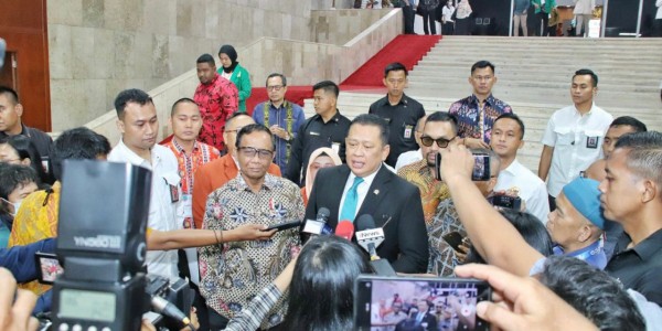Ketua MPR RI Dorong RUU Masyarakat Hukum Adat Segera Dituntaskan