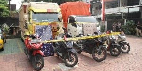 Ditutup Kasur Busa, Polisi Amankan Lima Motor Curian yang akan Dikirim ke Lampung