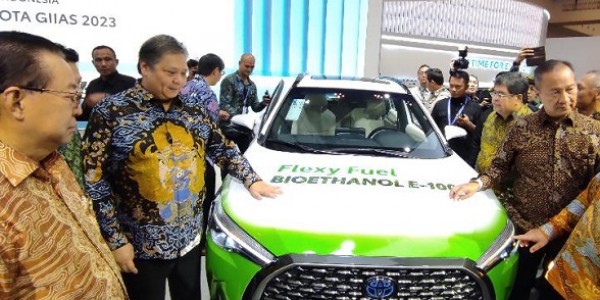 Buka GIIAS 2023, Menko Airlangga Harap Transaksi Jual Mobil Capai Rp15 Triliun