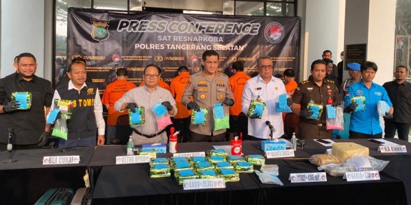 Bongkar Jaringan Internasional, Polres Tangsel Sita Narkoba Senilai Rp 10 Miliar