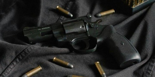 Densus 88 Buru Pemasok Senpi Ilegal ke Terduga Teroris DE
