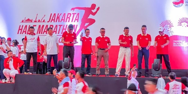 Promosikan Kota Jakarta, Bank DKI Ambil Peran Pada Gelaran Jakarta Half Marathon 2023