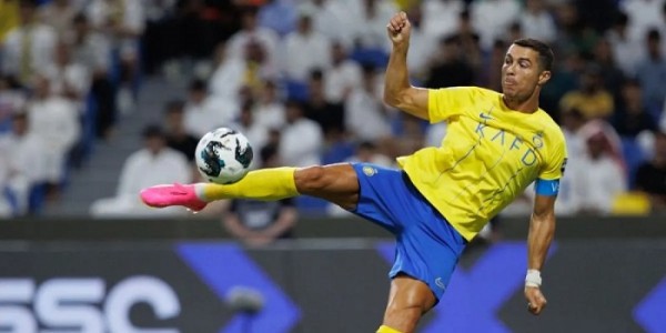 Duet Ronaldo-Mane Bawa Al Nassr Pecundangi Tuan Rumah Al Fateh 5-0