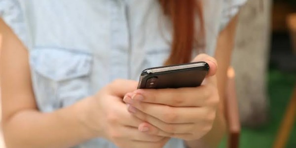 Tips Melakukan Typing Keren saat Chatting di Ponsel Pintar