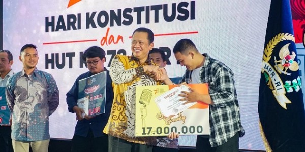 Gelar Lomba Stand Up Comedy Kritik MPR RI, Ketua MPR RI Sosialisasikan Empat Pilar MPR RI dengan Gaya Kekinian