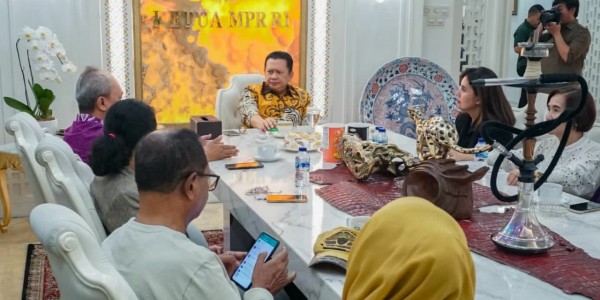 Ketua MPR RI Dukung Tampilnya Kembali Lawak Srimulat di Panggung SriNEWlat di Jakarta
